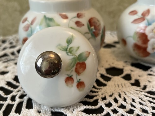 VTG Cream Sugar Set Hand Painted Red Strawberry Fruit EUC - Imagen 6 de 9