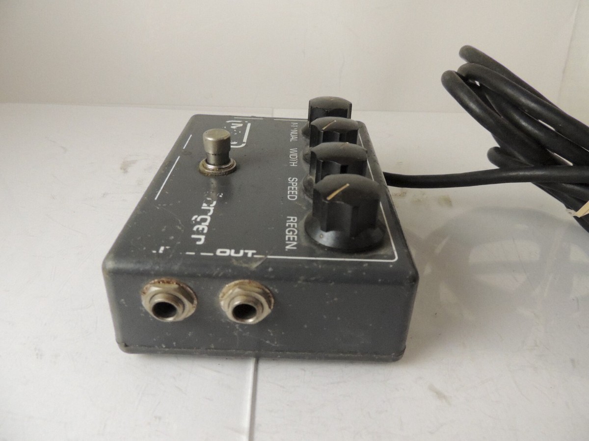 Vintage MXR M117 Flanger Effects Pedal Original Issue Vintage MXR M117 Flanger Effects Pedal Original Issue