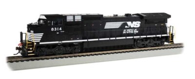 Bachmann 68513 GE Dash 8-40CW ''Norfolk Southern'' #8314