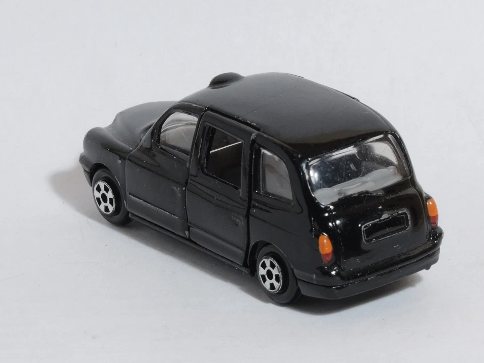 CORGI AUSTIN London taxi - Opening doors - Diecast 1:64 Black - Good condition - Immagine 3 di 4