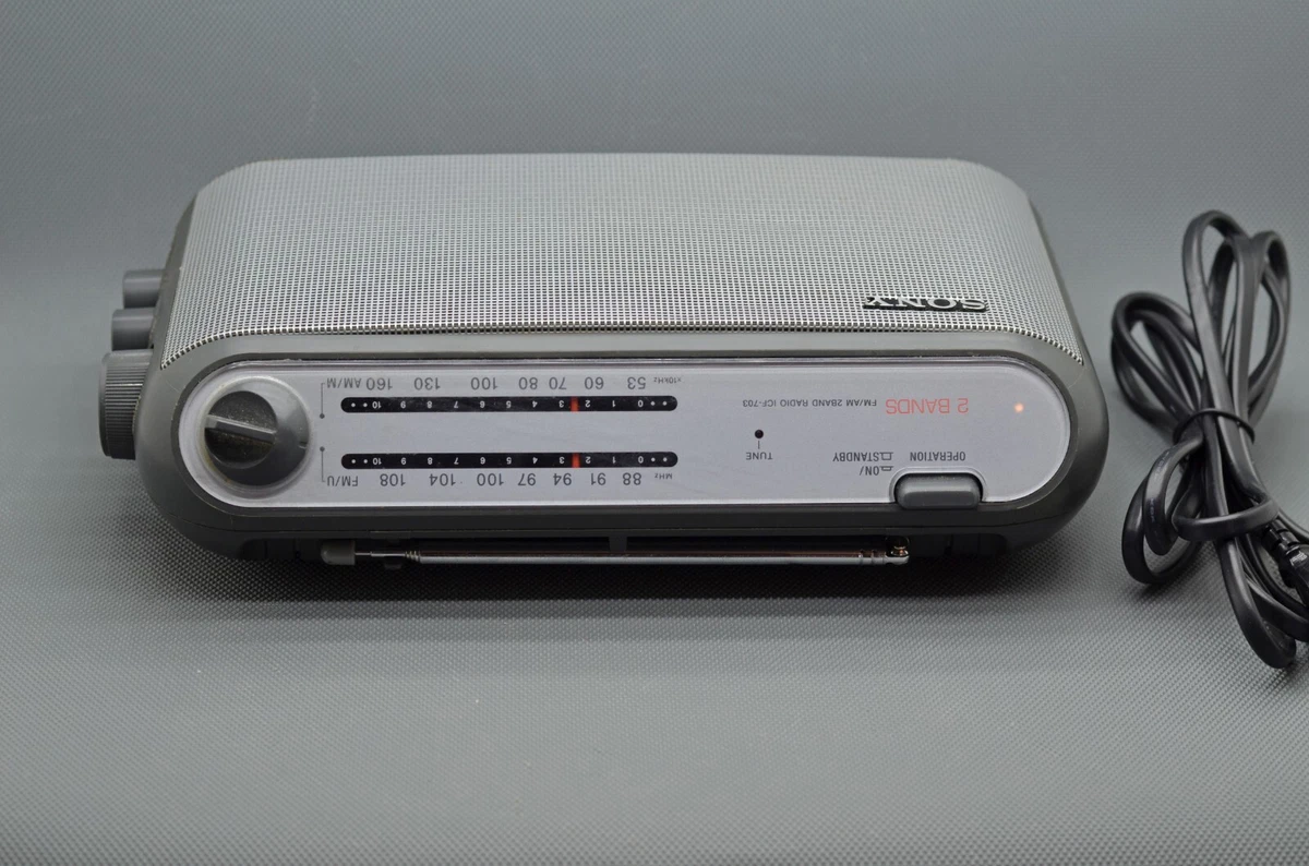 Sony ICF-703 - 2 Band FM/AM Portable Transistor Retro Radio Jahr 2000