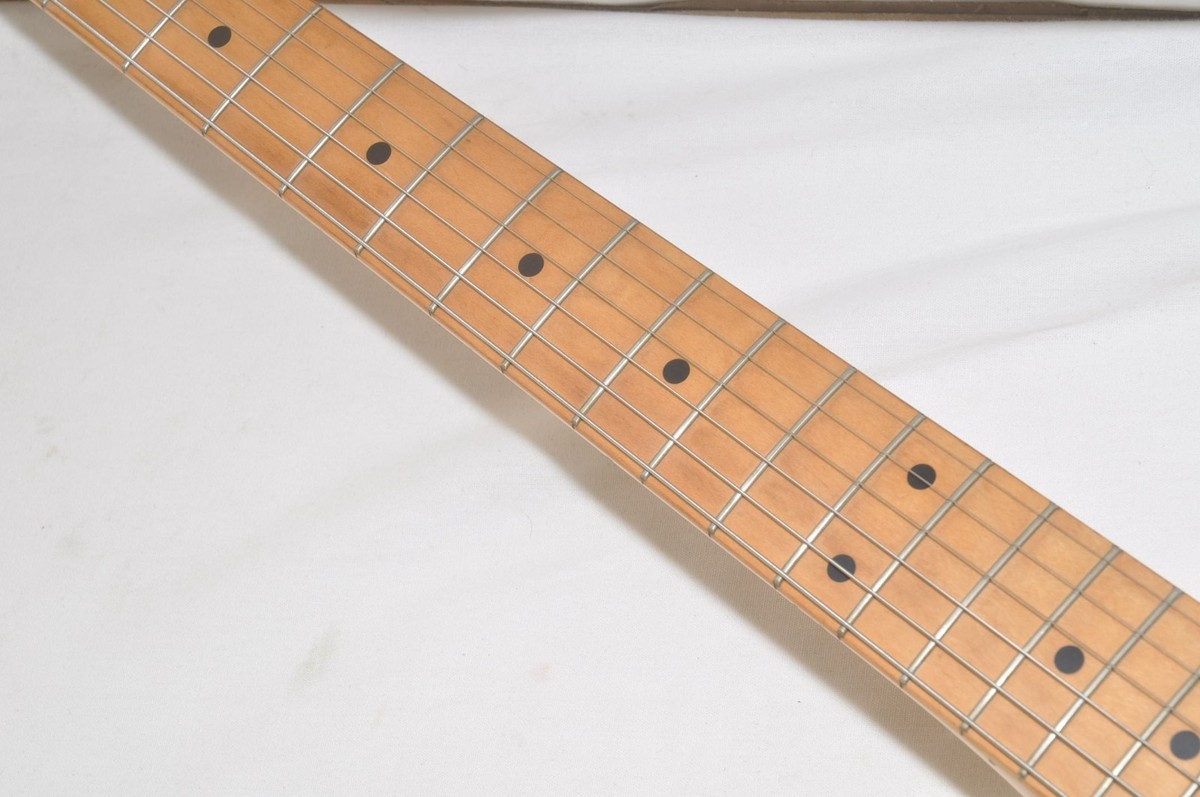 Fender Japan Stratocaster ST-33M HAT serial number Made in 1988