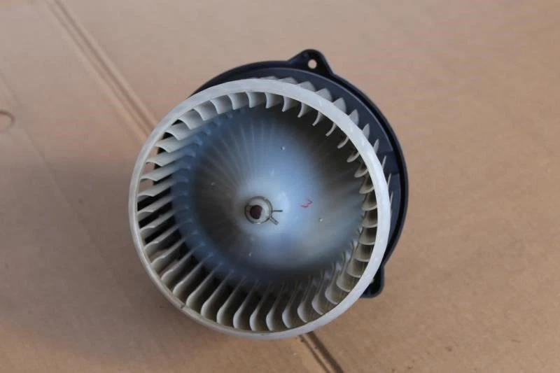 Jaguar XJ8L XJ8 2006 calentador ventilador motor Foto 3 de 4