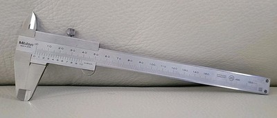 Vintage  JAPAN Mitutoyo 530-101 Hardened Stainless Steel 150mm Vernier Caliper