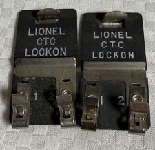 2pc Lionel CTC Lockon Track Connector Pair   O Gauge Power Clips Vintage