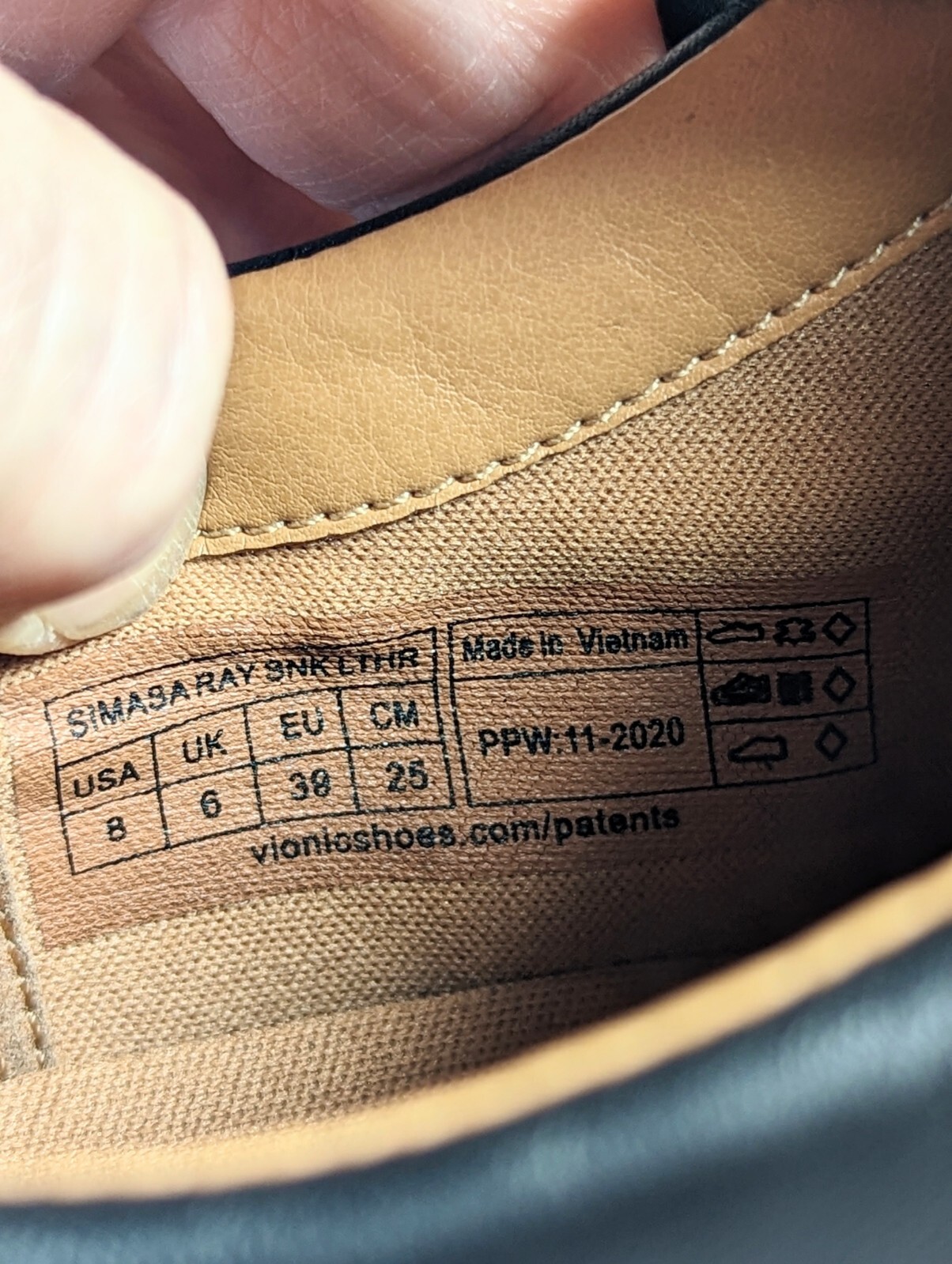 Vionic Simasa Leather Snakeskin Platform Sneakers… - image 5