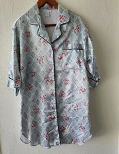 Fantasies by Morgan Taylor Vintage Satin Floral  Robe Size P Petite Hong Kong