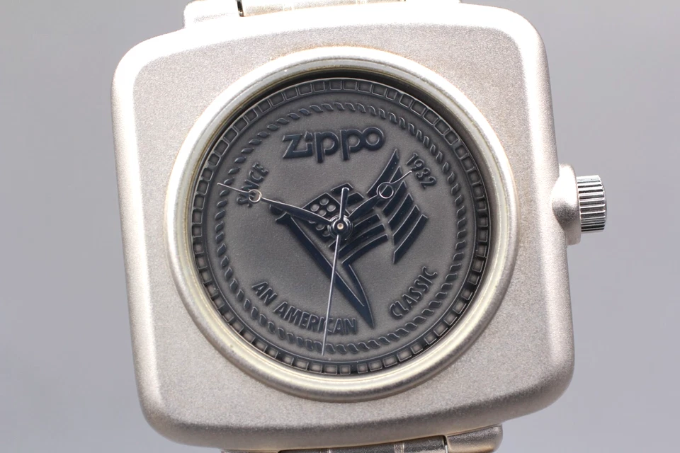 ¡Raro! Reloj de cuarzo vintage ZIPPO AN AMERICAN CLASSIC XI UNI-SEX 34mm de JAPÓN Foto 2 de 4