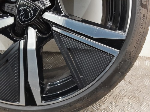 Set Of 2023 Genuine 18 Inch PEUGEOT 308 GT Alloy Wheels & Tyres 9835058180 - Picture 16 of 18