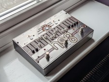 Electro-Harmonix EHX Hog Harmonic Octave Generator Pog Guitar Synthesizer Pedal