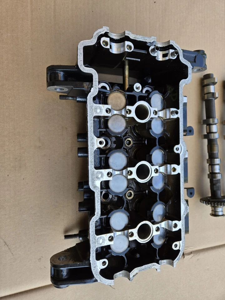 culata triumph speed triple 955i, t1150018 Foto 2 de 4