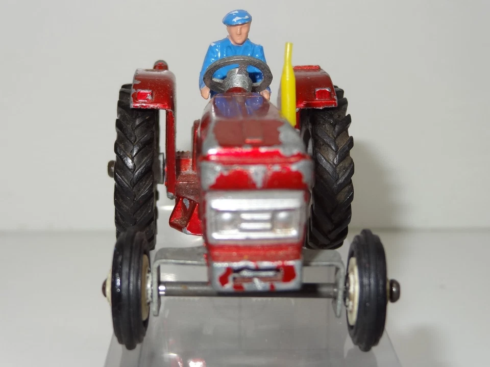 DINKY 308 LEYLAND 384 TRACTOR  ( 409 ) - Image 3 of 4
