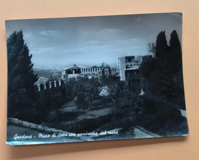 GRADARA - WALL WITH SEA PANORAMA BLACK AND WHITE POSTCARD TRAVELLED