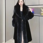 Foto 1 di 19