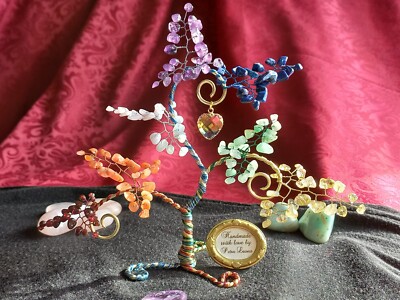 Edelsteinbäumchen 7 CHAKRAS Chakra Chakren Regenbogen Draht Baum Skulptur