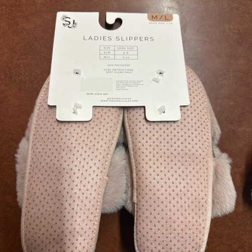Ladies Slippers - Picture 5 of 7