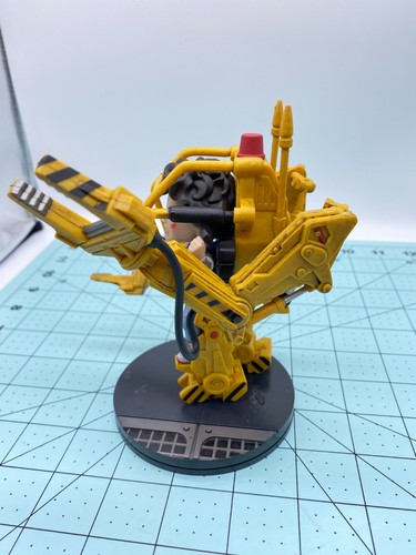 Alien Ellen Ripley P-5000 Power Loader Q-Fig Elite Collectible Display Base. 35 - Picture 7 of 11