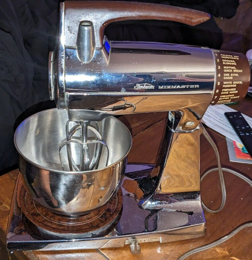 Sunbeam Mixmaster スタンドミキサー 41bhI8CF+ZL._UF350,350_QL50_.jpg