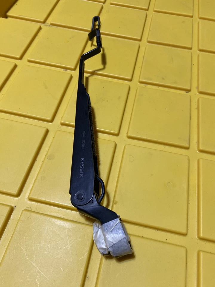 Infiniti Qx4 2000-2003 brazo limpiaparabrisas trasero OEM Nissan SUV camión usado incluye cubierta Foto 4 de 4