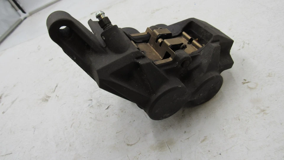 Yamaha TMAX XP 500 XP500 2009 T-Max scooter pinza de freno delantera derecha Foto 4 de 4