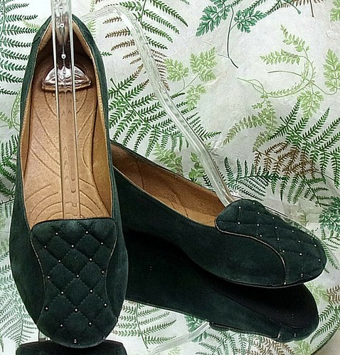 CLARKS INDIGO GREEN SUEDE QUILTED 