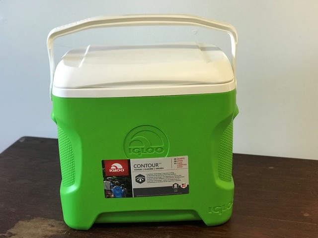 igloo sportsman contour