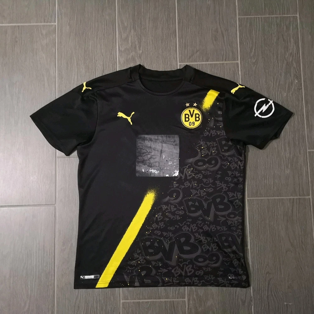 Borussia Dortmund BVB Trikot Größe: L 2020/21 Fußball Streatwear Puma