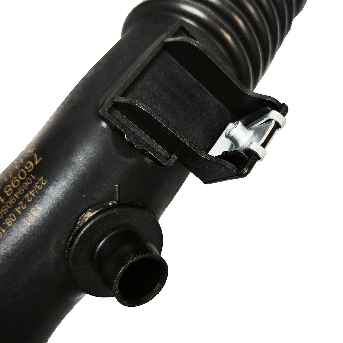 New Turbo Intercooler Pipe Hose Rear Duct 13717609811 For BMW 535i 3.0L 