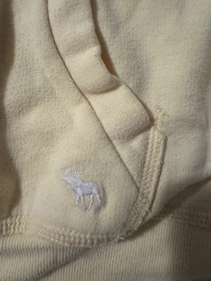 Sudadera con capucha para mujer Abercrombie & Fitch vintage amarilla mantequilla talla mediana Foto 3 de 4