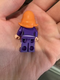 LEGO Daphne Blake Minifigure - 75903 Scooby-Doo Mystery Mansion Rare Figure Htf