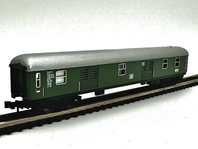 Trix Minitrix N 1:160 Schnellzug Packwagen DB Pw4ümg 34 grün Stuttgart - München