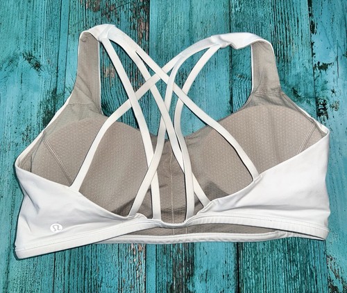 NWOT Lululemon I *think* Free To Be Serene Bra White Size 12 - Picture 2 of 3