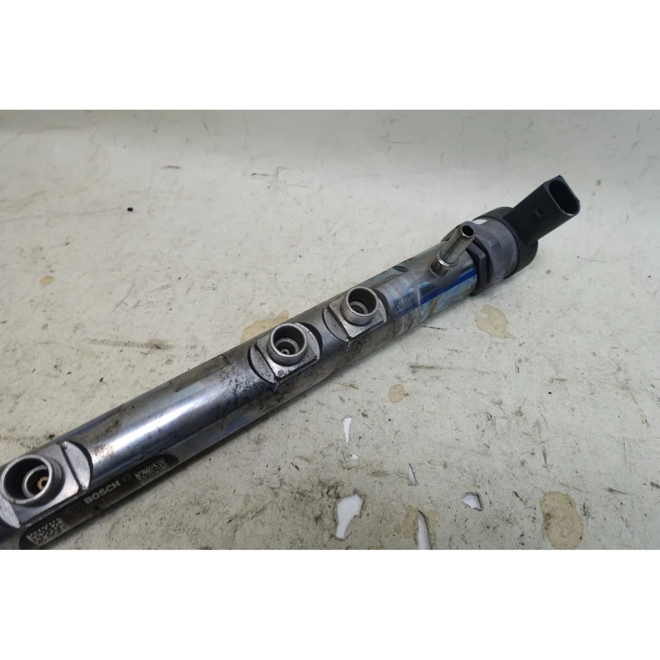 Acumulador de riel de combustible de alta presión dañado 14-18 BMW F10 535d F15 diésel N57 OE Foto 3 de 4