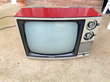 tv vintage nitida anni 80 crt retro tube ROSSO gaming analogico portatile post moderno