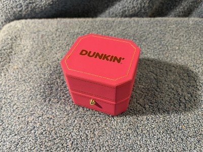 Dunkin Donuts Munchkin I Dough Proposal Ring Box Pink Promo Collectible (d)