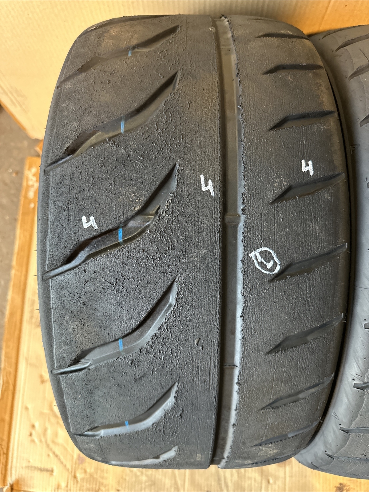 2x 255 35 18 Toyo Tires R888R 4mm Tread Semislick Trackday Race E