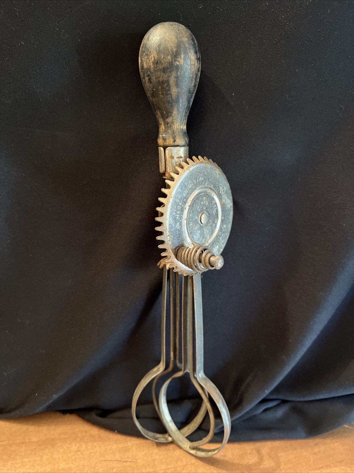 1923 hand mixer