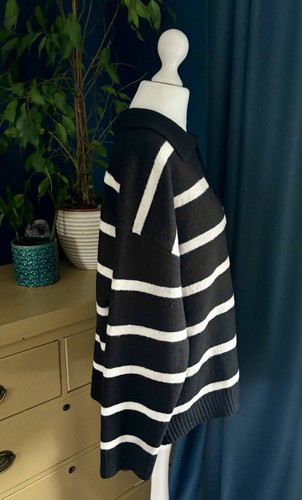H&M Women's Collared Oversized V Neck Jumper Size M Black Cream Striped - Picture 5 of 11