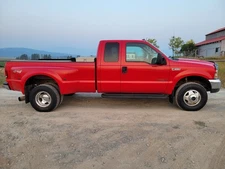 2000 Ford F-350 F-350 Lariat 7.3 Powerstroke Diesel 4x4 Super Duty pickup truck