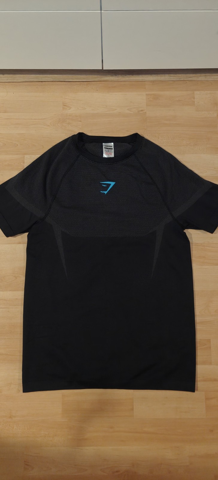 Authentic Gymshark Onyx v5 Black/Grey Large Muscle/Compression Fit T-Shirt