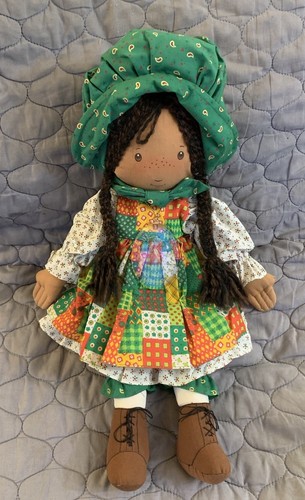 Holly Hobbie Collector's Edition Holiday 20” AA Ragdoll & Ornament 1988 Vintage