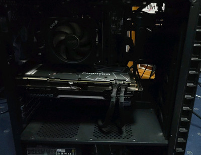 AMD Ryzen 5 2600, NVIDIA GeForce RTX 2080, 16GB RAM, 932GB, Phantom Tower, RGB