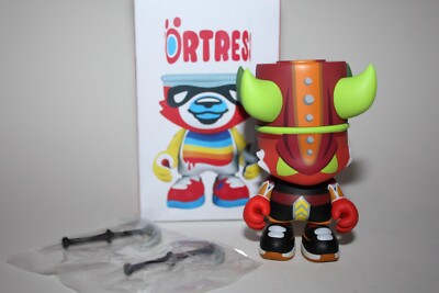 SUPERPLASTIC KRANKY MIST WARRIOR RED VARIANT CHASE GRAFFITI SPRAY PAINT CAN TOY