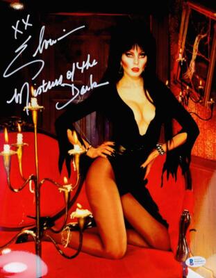 CASSANDRA PETERSON SIGNED ELVIRA MISTRESS OF THE