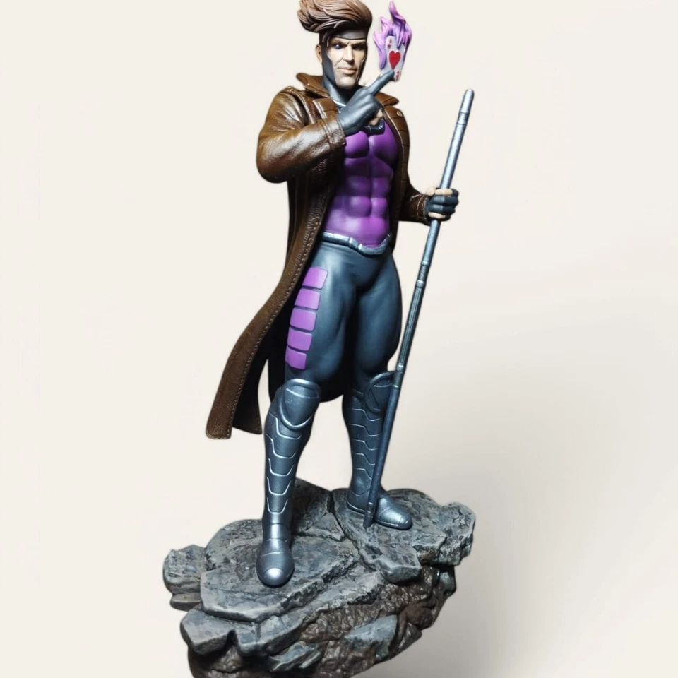 Hand-Painted Resin Figure - Different Sizes - Gambito (X-men) - Collector' - Image 3 of 4