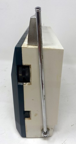 FUNZIONA: Radio Ross Supreme: Modello RE-125: 12 Transistor AM/FM 1964 - Foto 4 di 6