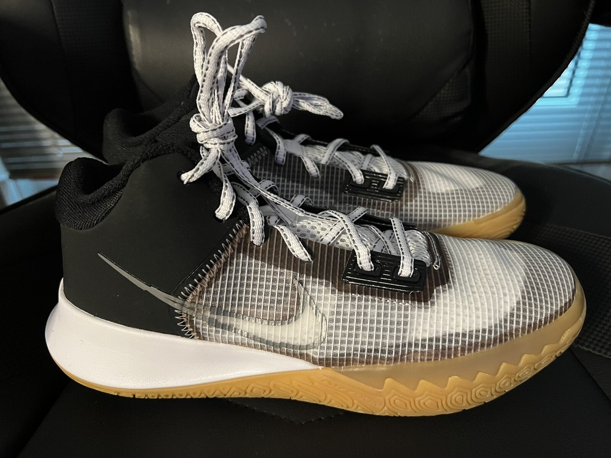 Size 7.5M - NEW Nike Kyrie Flytrap 4  display picture 1