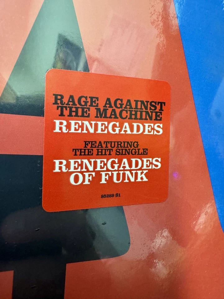 Super Rare RAGE AGAINST THE MACHINE ‎– Renegades 2000 1st US Issue LP NM Sealed - Image 3 of 4
