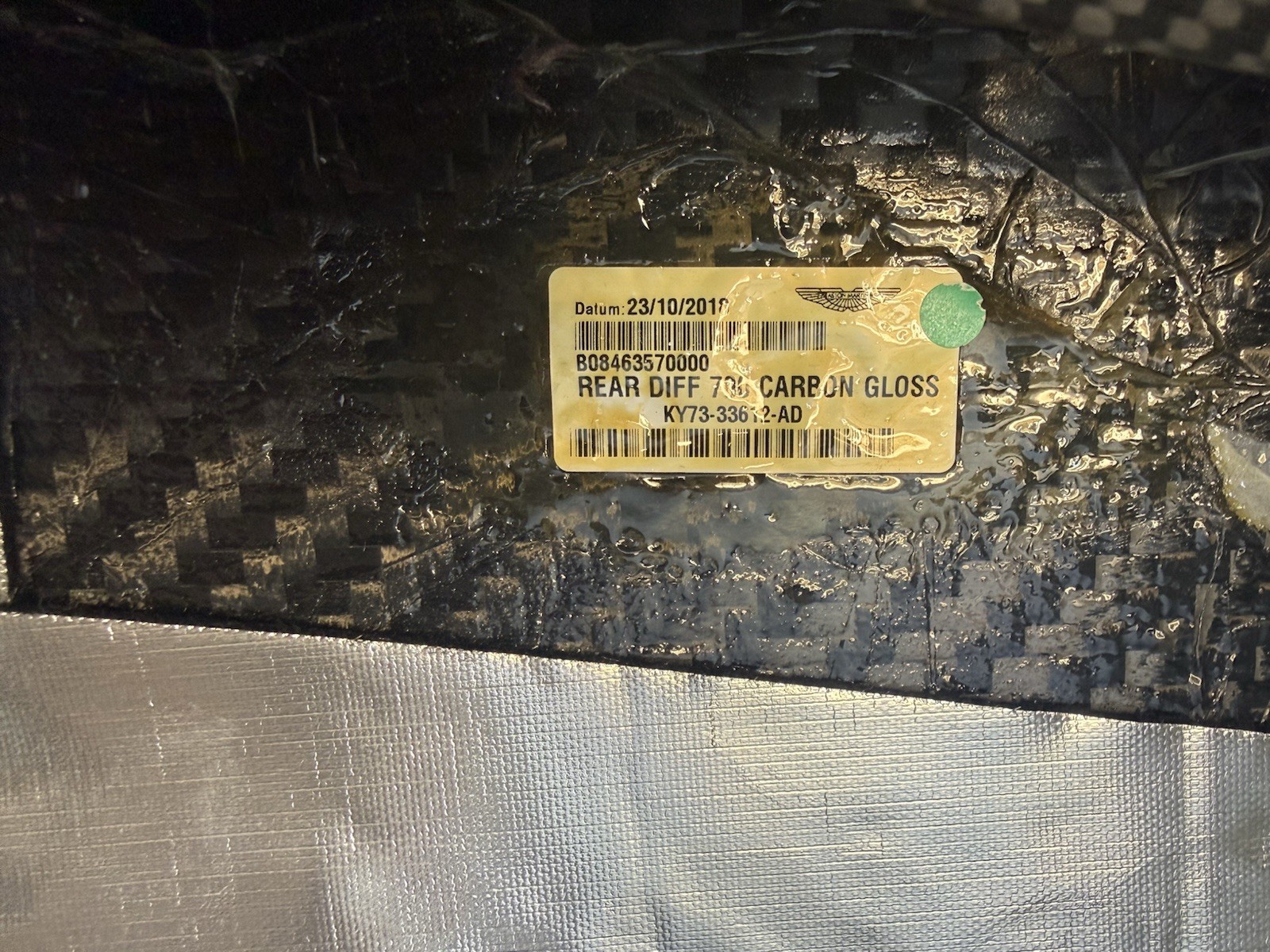 New ASTON MARTIN DBS 19-24 OEM KY73-33612-AD Rear Lower Diffuser