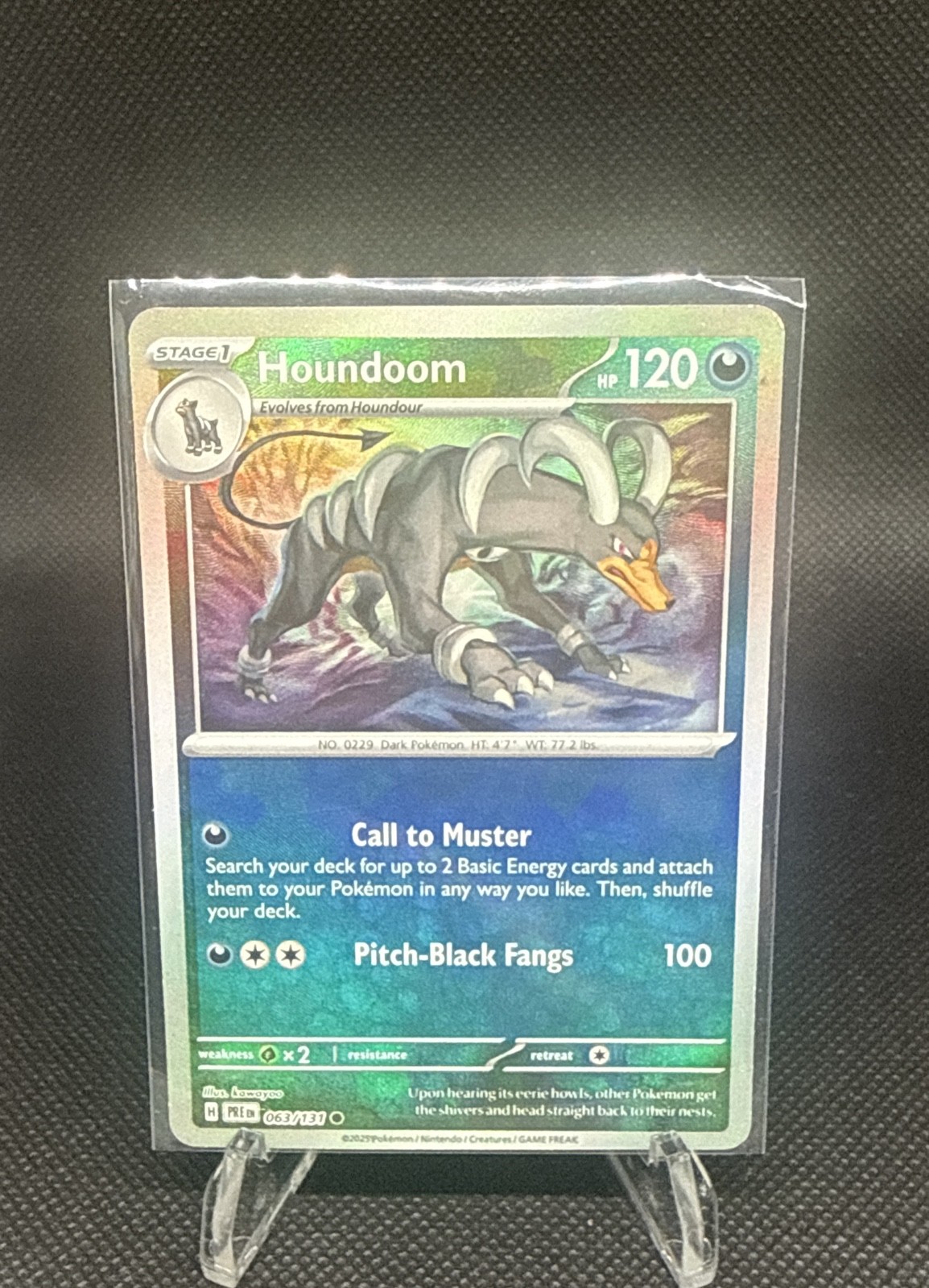 Houndoom (PokeBall Pattern) 063/131 Sv: Prismatic Evolutions Holo